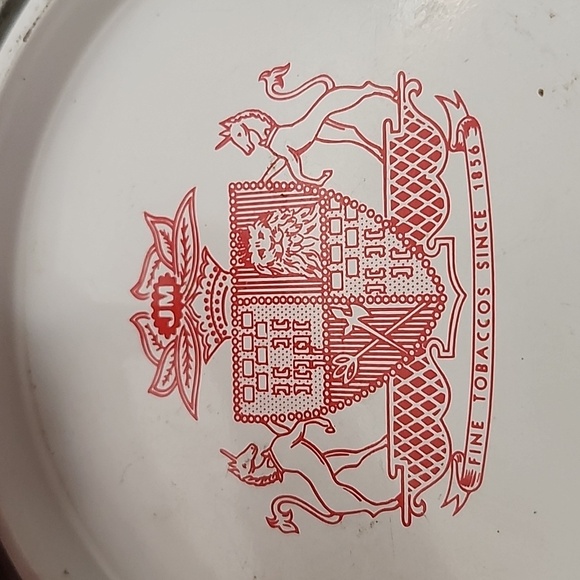 Vintage Middleton's Cherry Blend Tobacco Tin - Picture 6 of 10